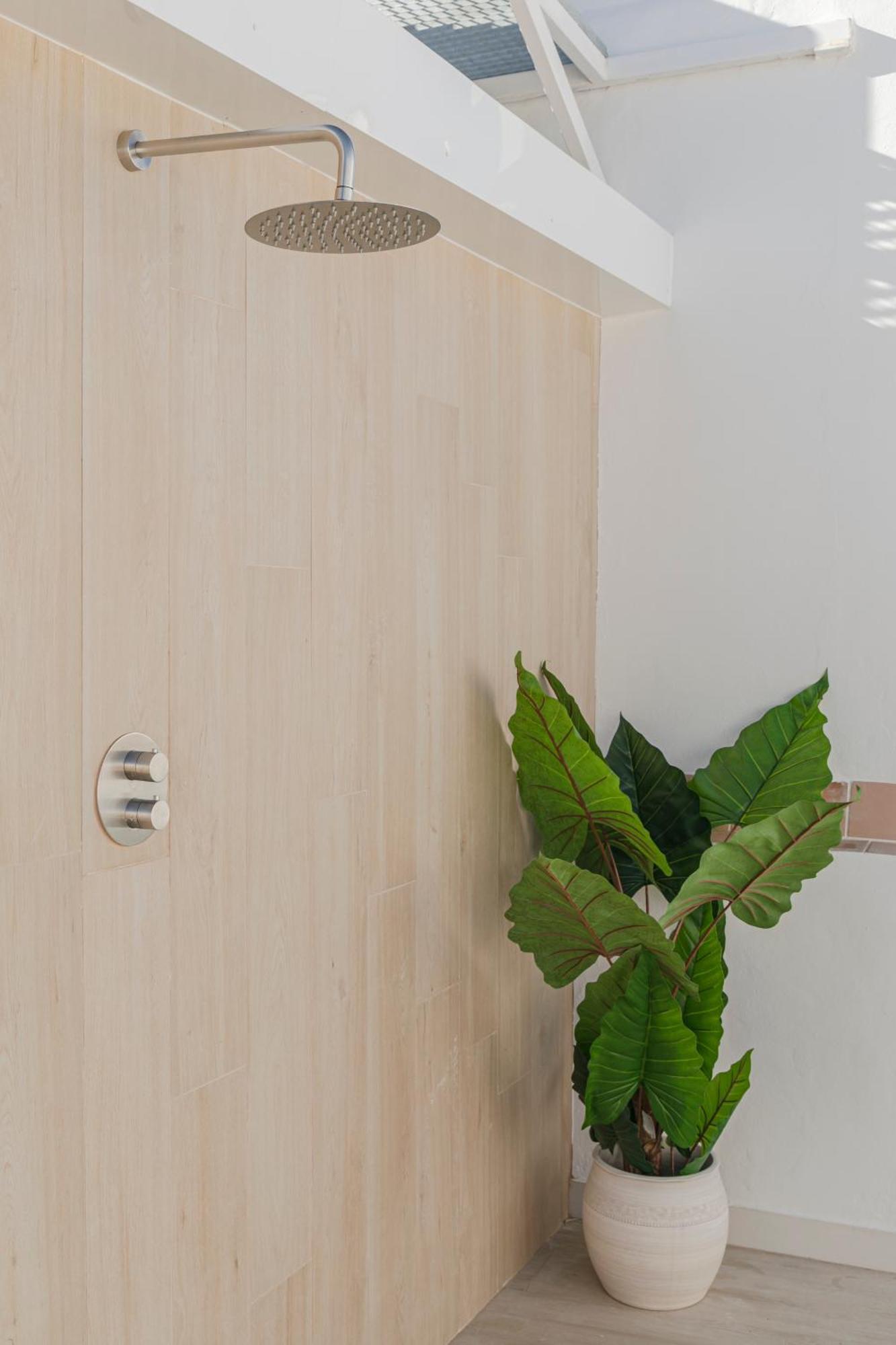 Isg Faustino 45-3 Apartment Seville