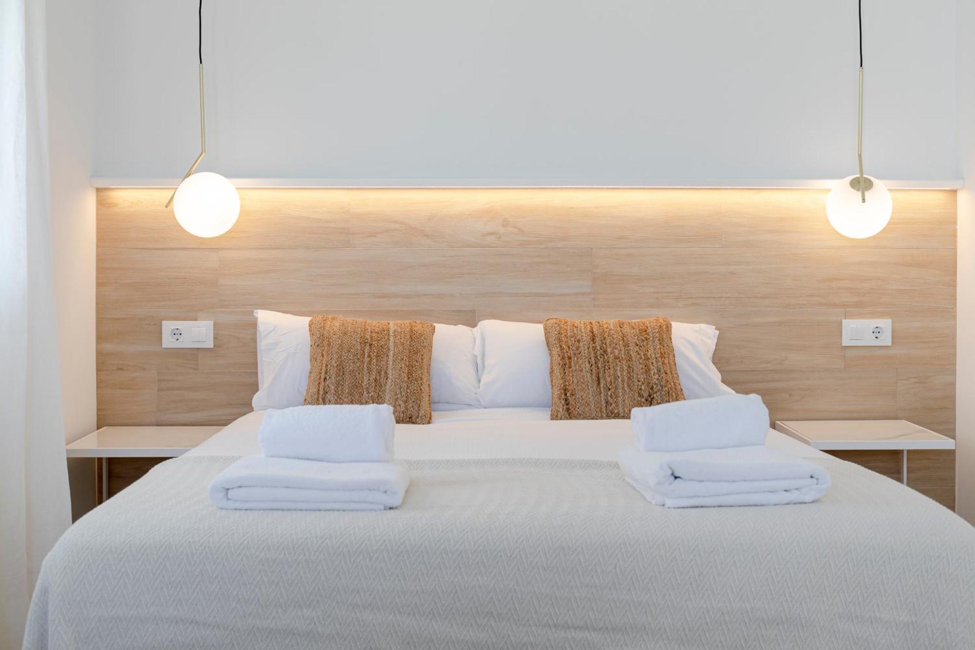 Isg Faustino 45-3 Apartment Seville